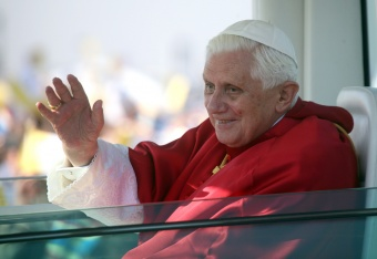 Benedicto XVI renuncia al Pontificado por su «edad avanzada»