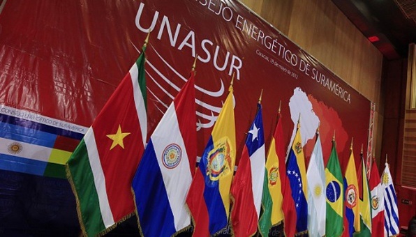 Un 23 de mayo de 2008 se constituye la Unión de Naciones Suramericanas (Unasur)